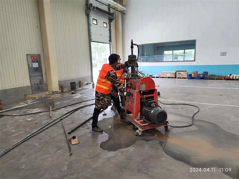 彭山厂房地面下沉塌陷注浆加固施工